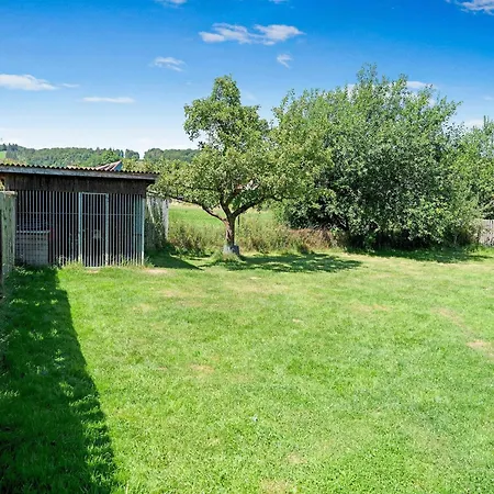 Appartement Stylish In With Garden, Cleaning Included