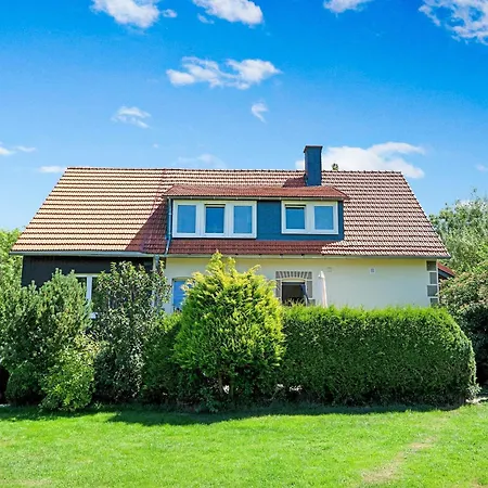 Stylish In With Garden, Cleaning Included Appartement Stormbruch