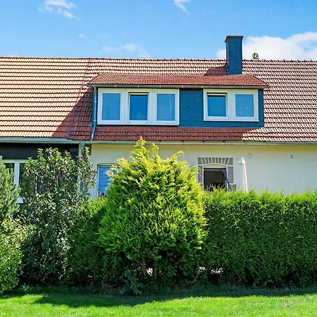 Stylish In With Garden, Cleaning Included Appartement Stormbruch